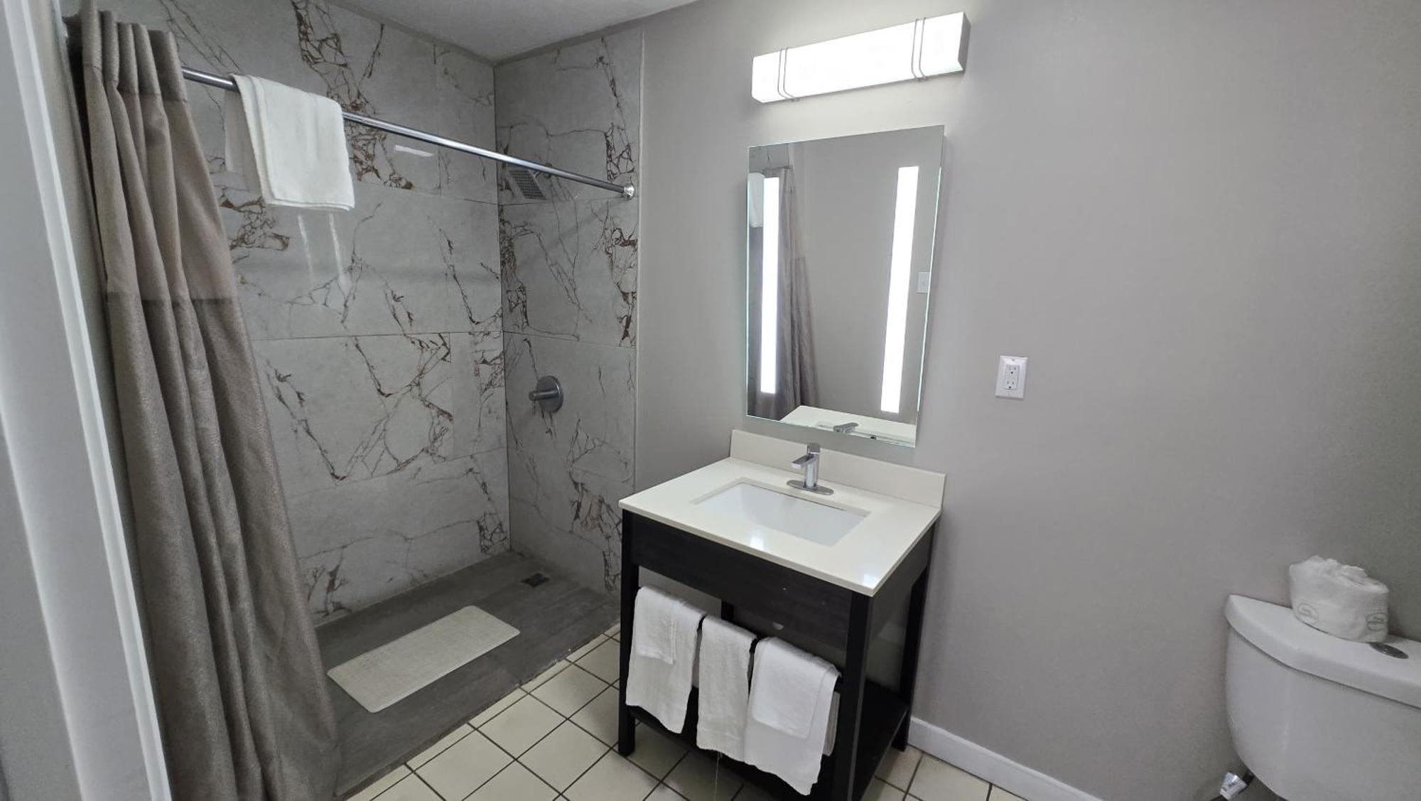 Motel Deerfield 2*