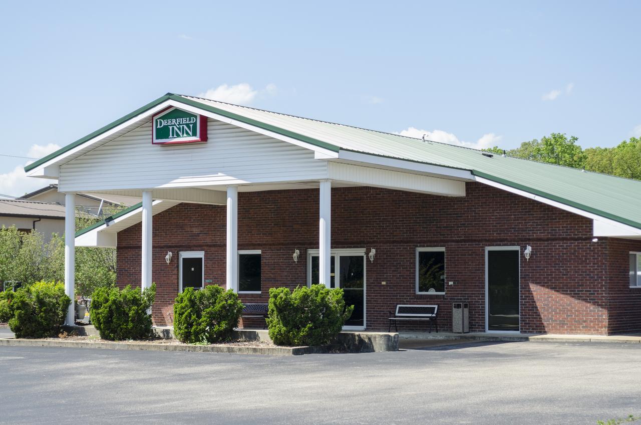 Deerfield Motel 2*