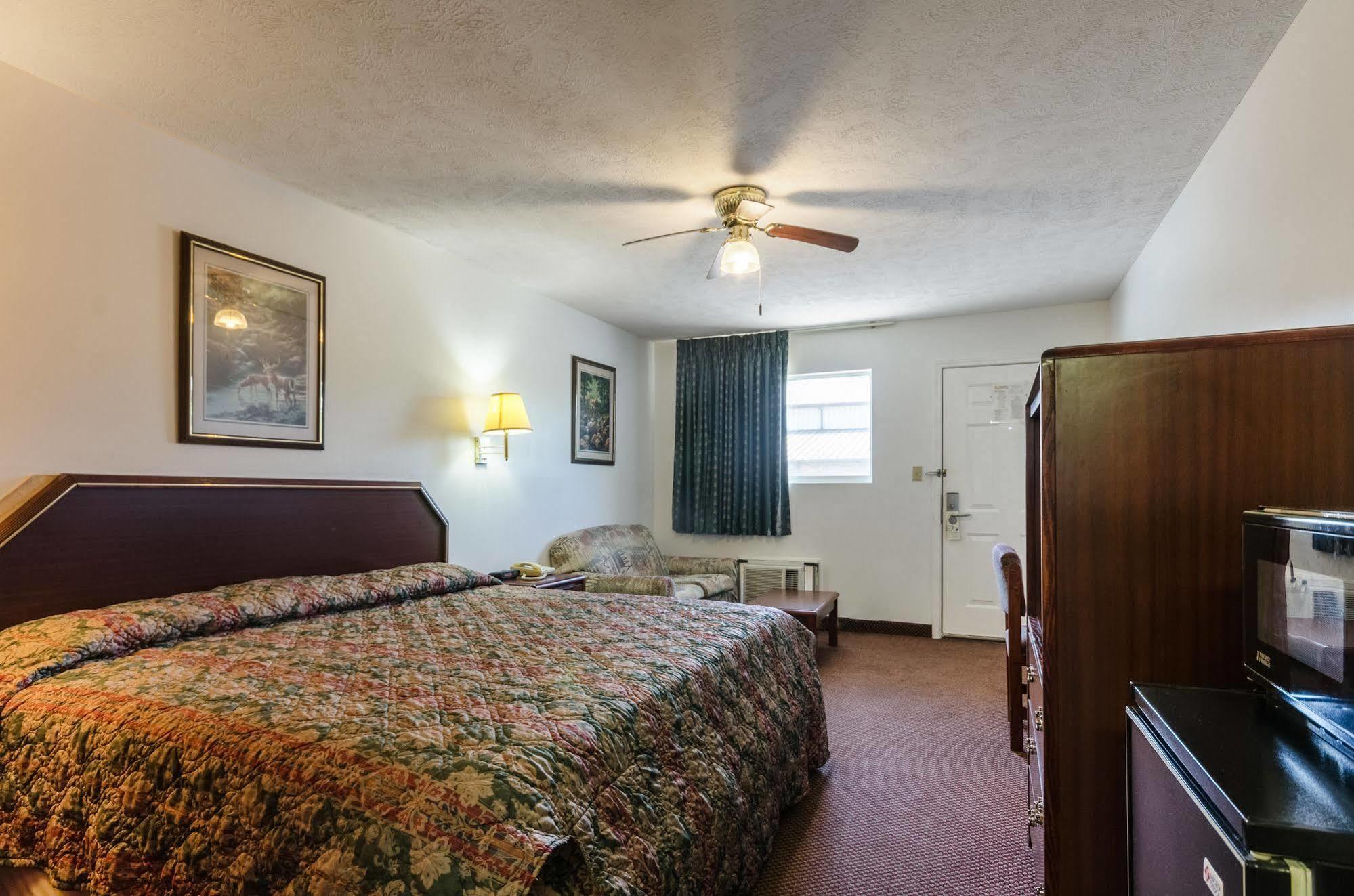 Motel Deerfield Parsons